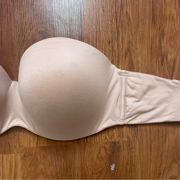 vs strapless bra - Picture 2 of 5